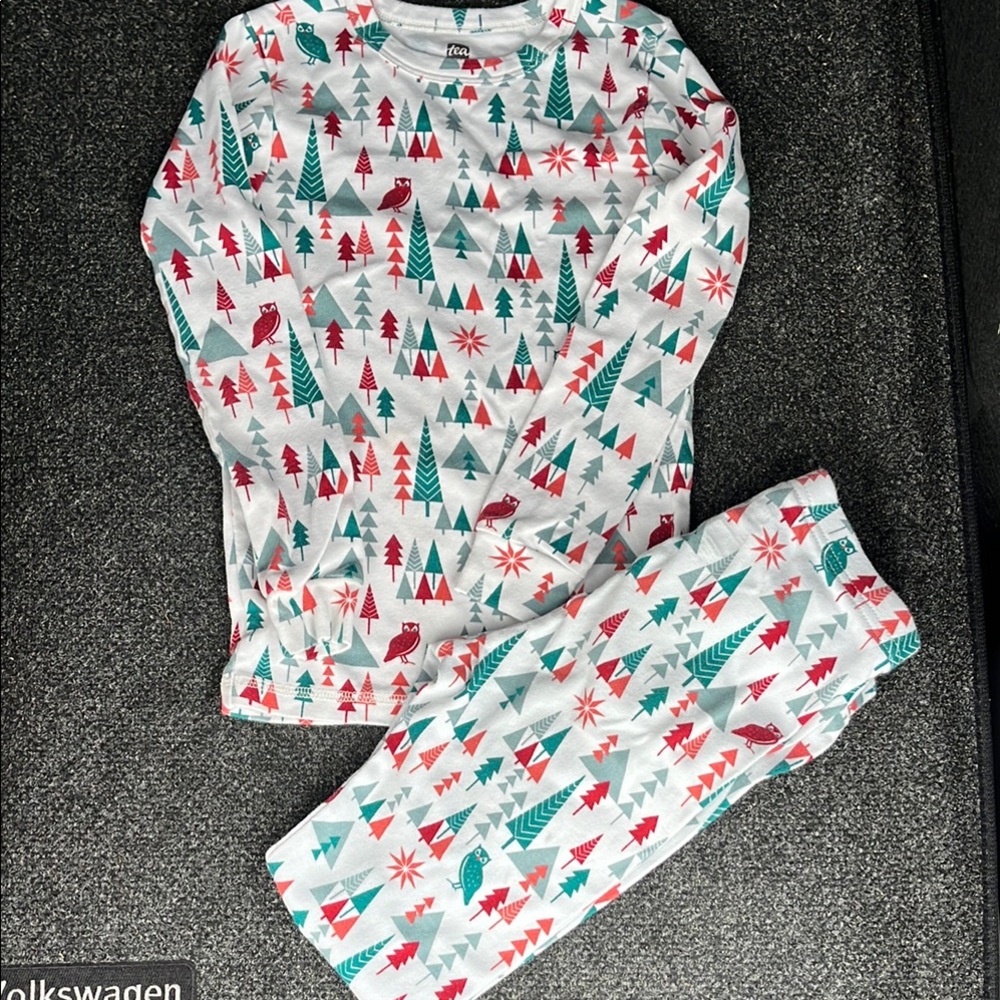 Tea Collection Red and Green Pajama Set Christmas owl trees size 8